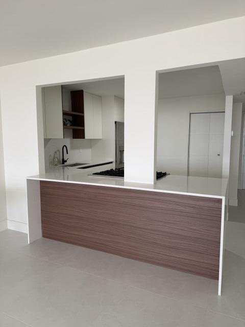 3140 S Ocean Drive # 610, Hallandale Beach FL 33009