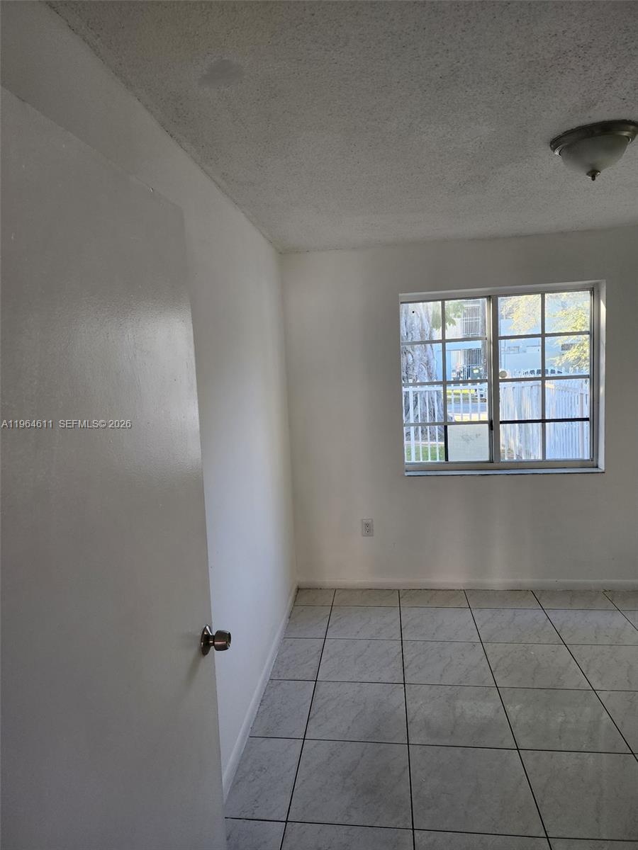10805 SW 86th St # 5 — Photo 5