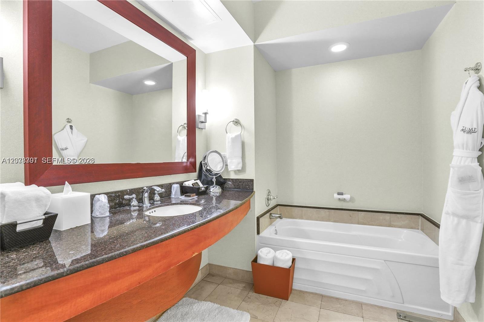 18001 Collins Ave # 917 — Photo 4