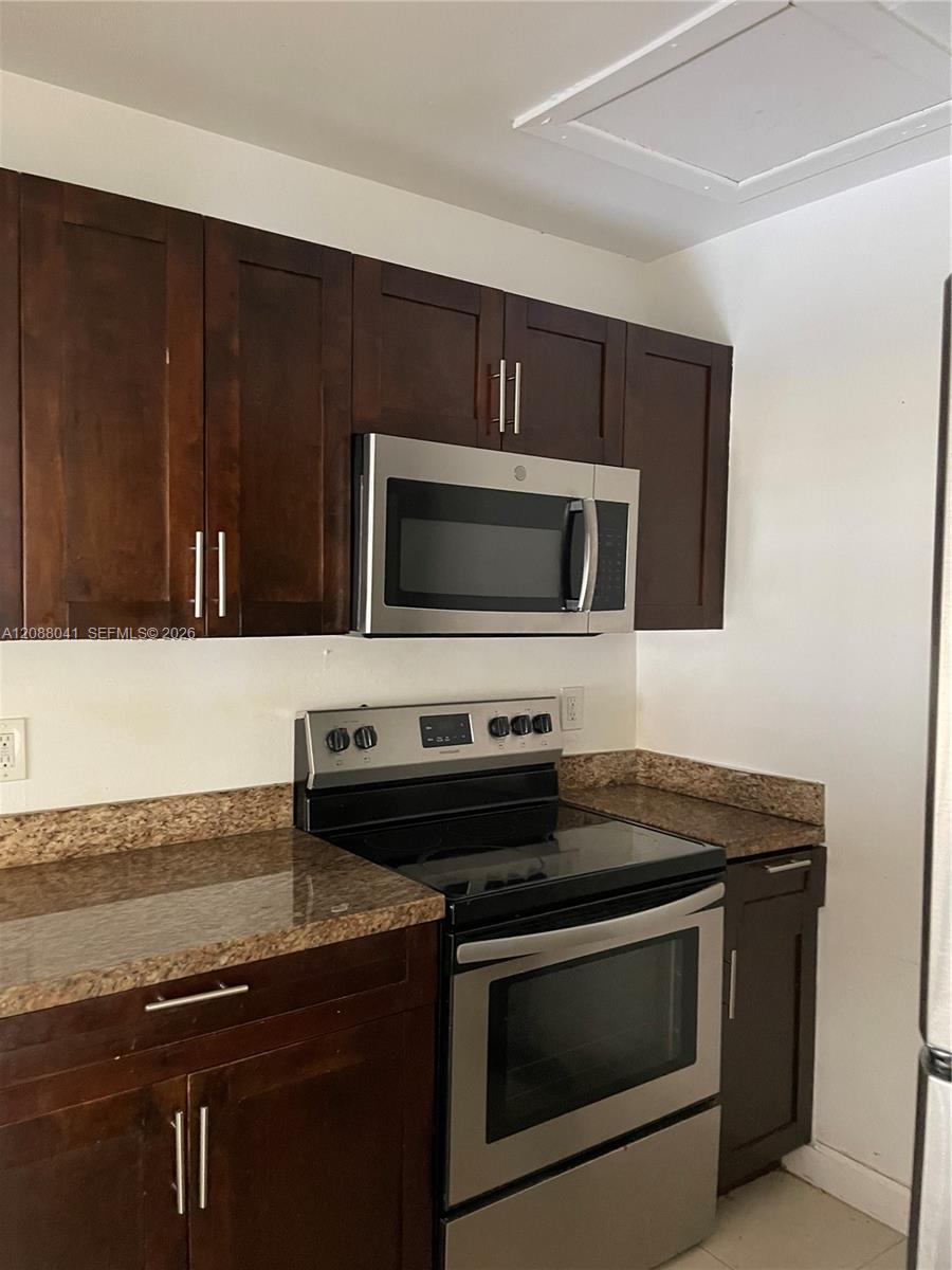 15318 SW 72nd St # 21 — Photo 3