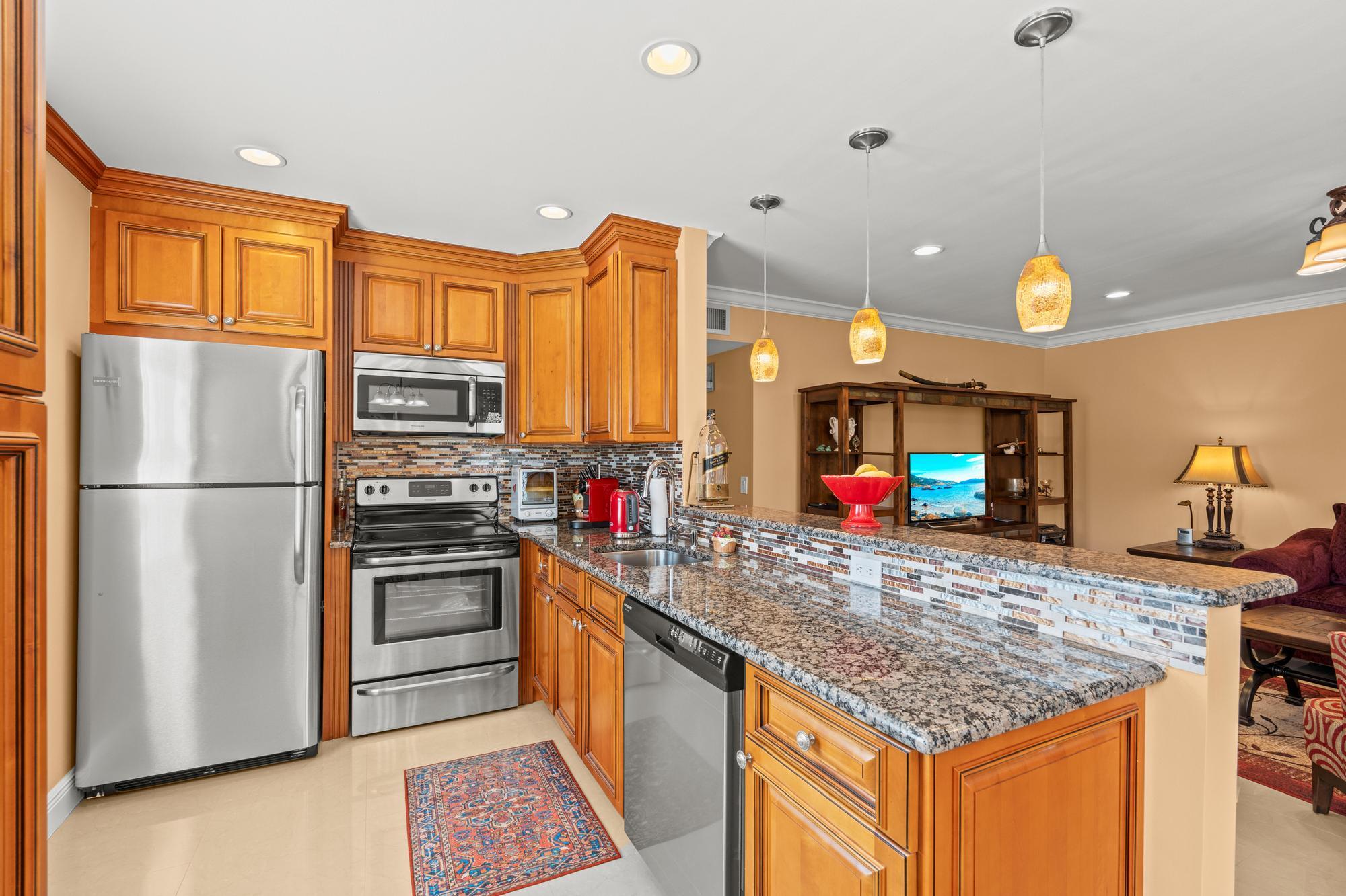480 Flanders J, Delray Beach FL 33484