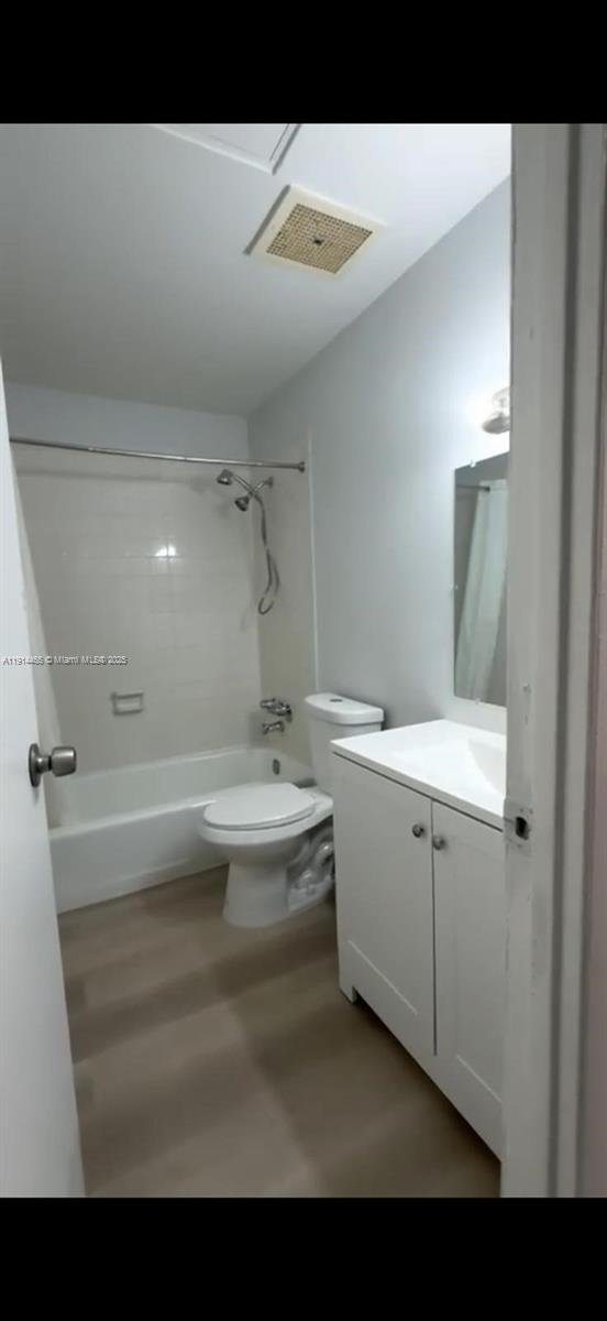 17901 NW 68 Ave # 205 — Photo 4