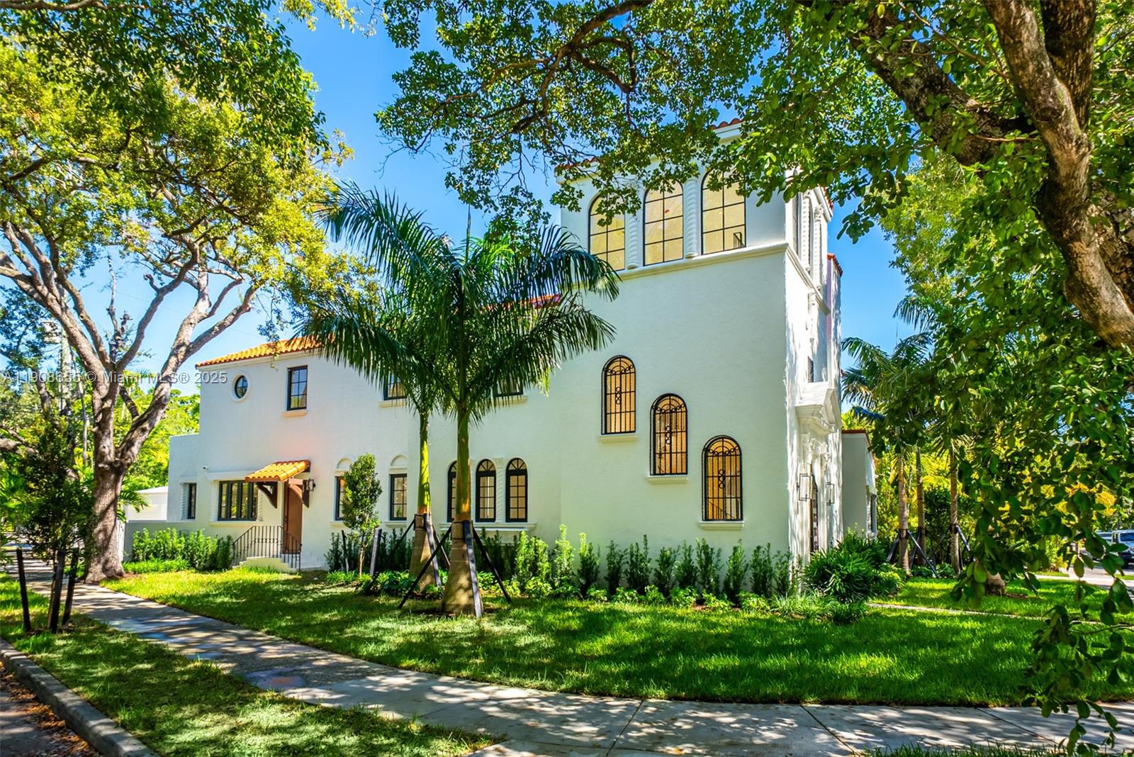 601 NE 56th St, Miami FL 33137