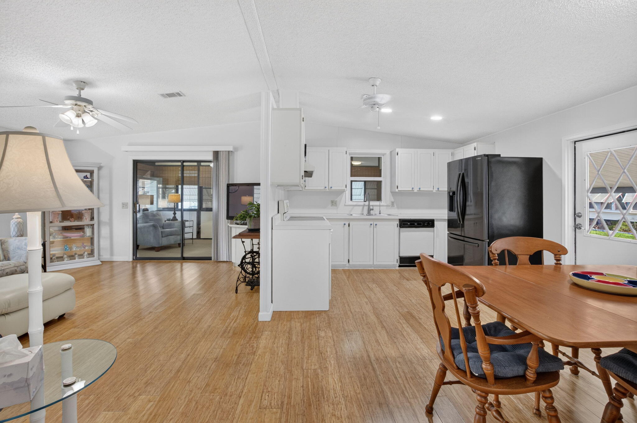 51004 Galina Bay — Photo 2