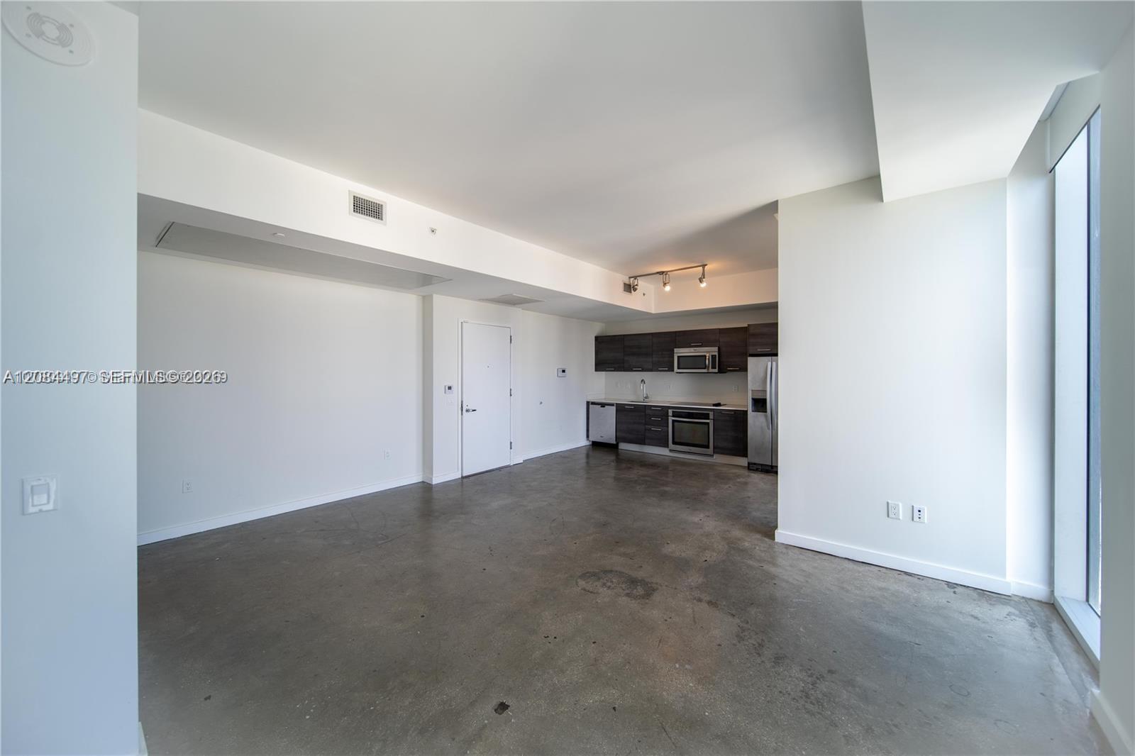 151 SE 1st St # PH08 — Photo 2