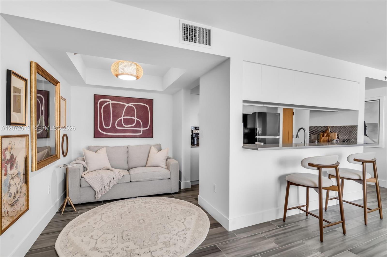 1200 Brickell Bay Dr # 2501 — Photo 4