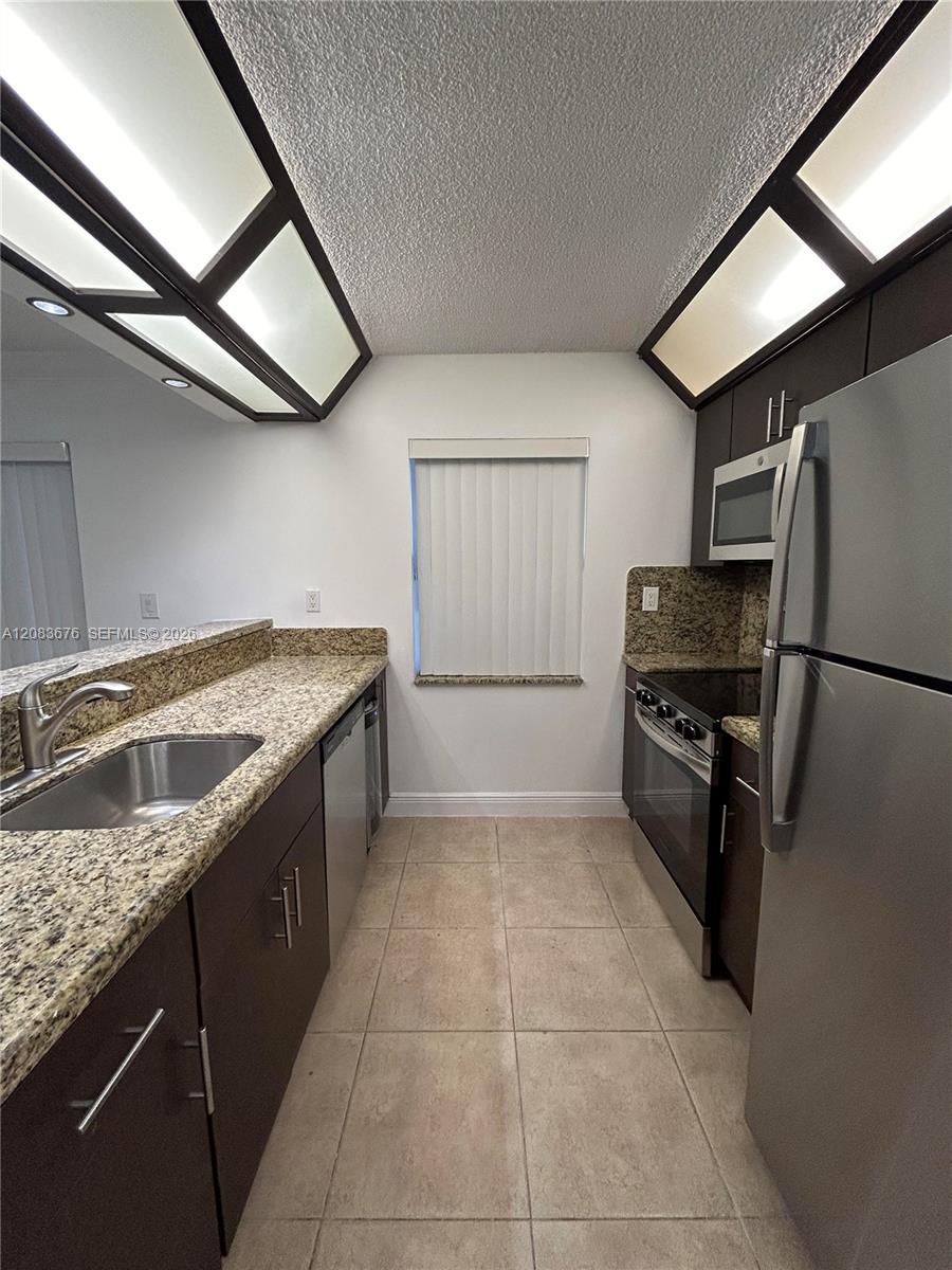3410 Foxcroft Rd # 101 — Photo 4