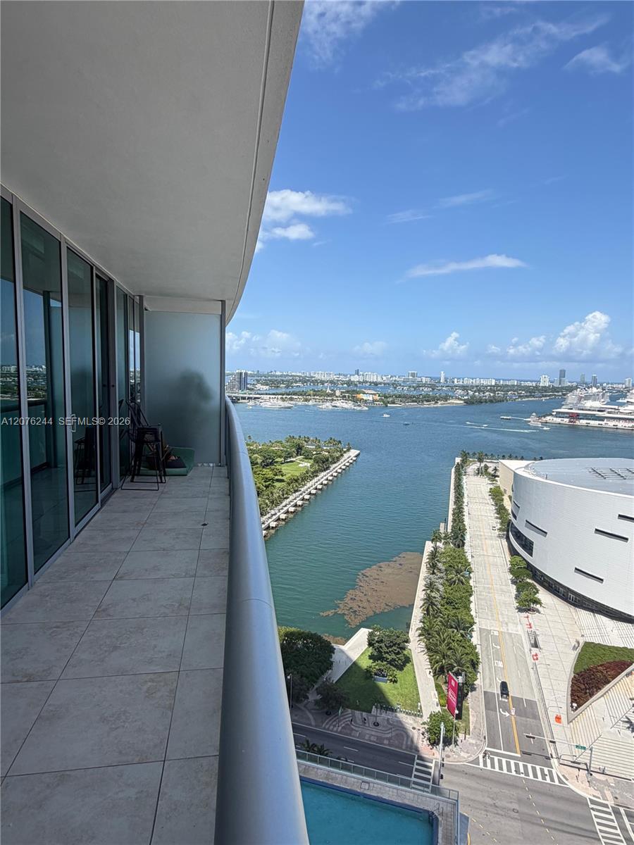 888 Biscayne Blvd # 2702 — Photo 2
