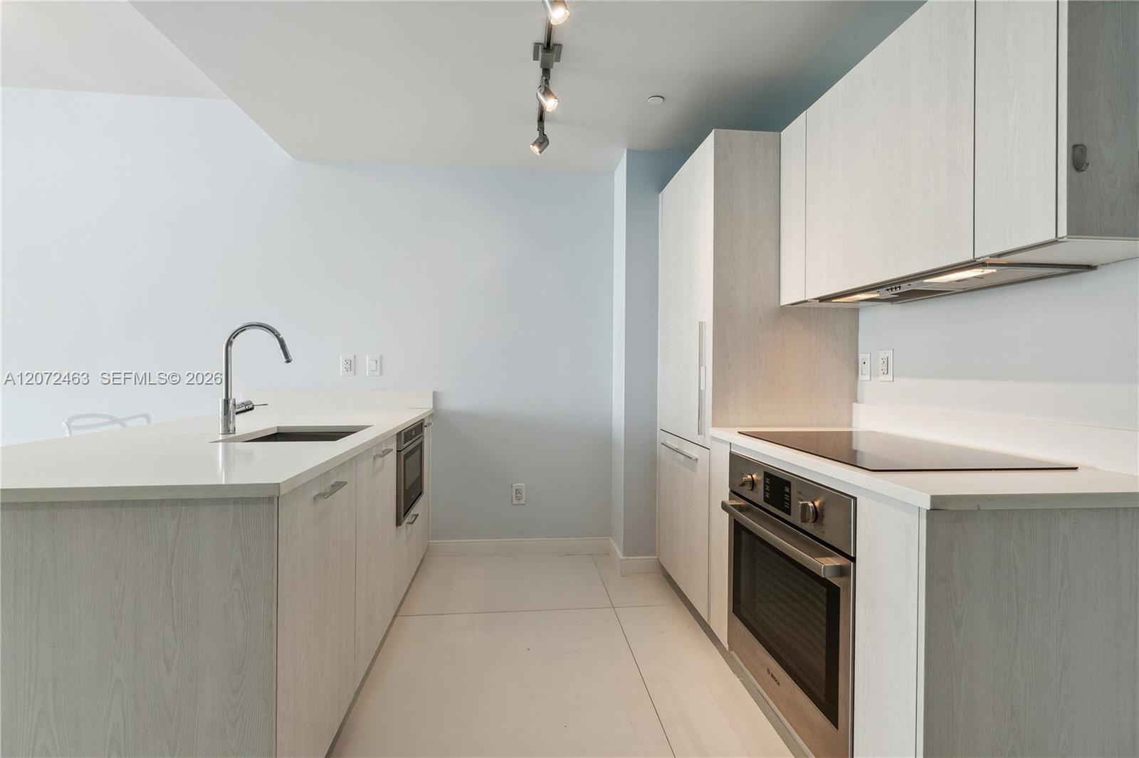 501 NE 31st St # 3405 — Photo 4