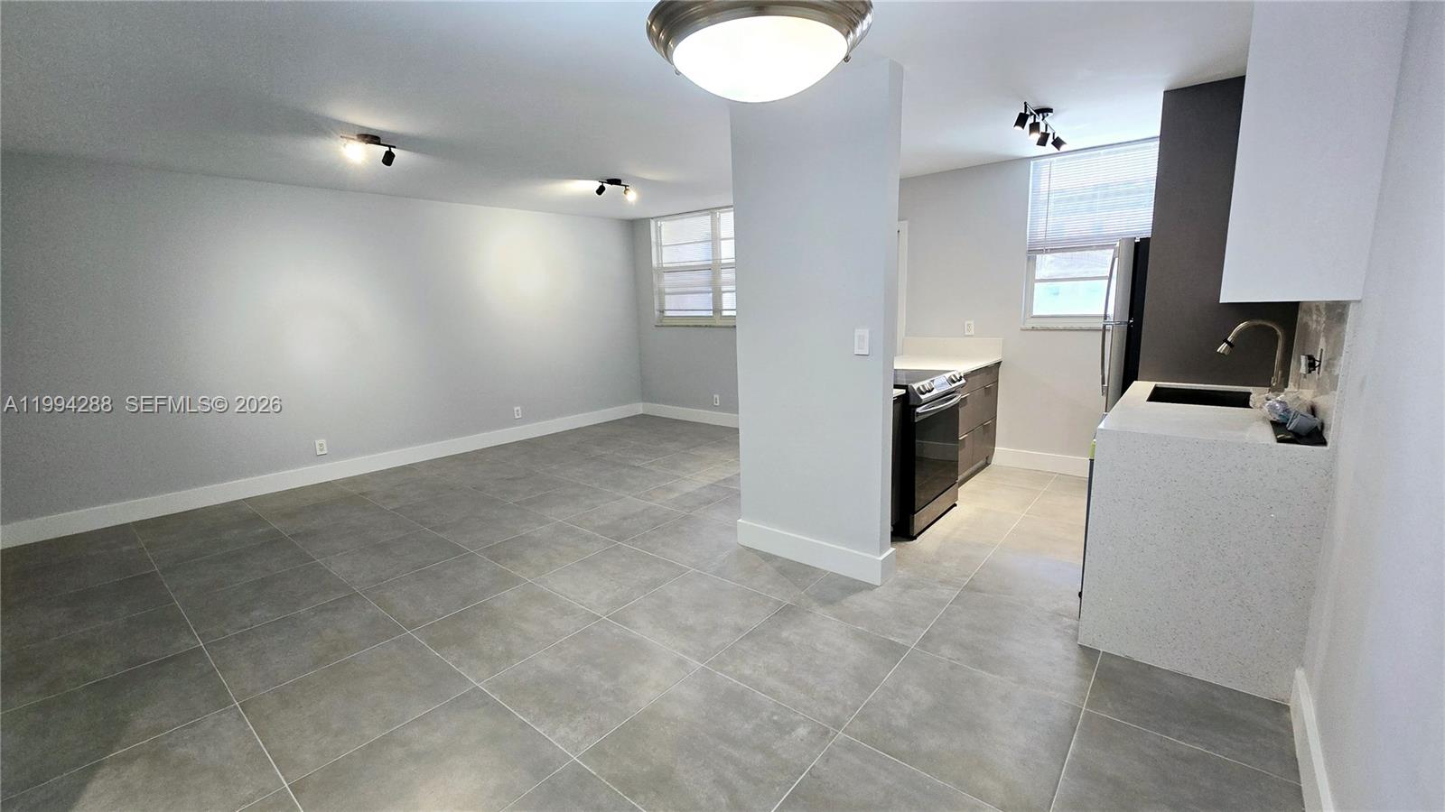 1811 Jefferson St # 202 — Photo 4