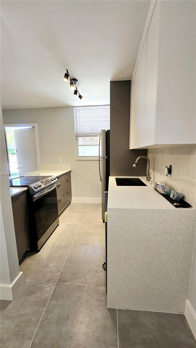 1811 Jefferson St # 202 — Photo 5