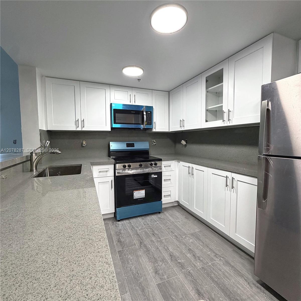120 S Douglas Rd # 405 — Photo 3