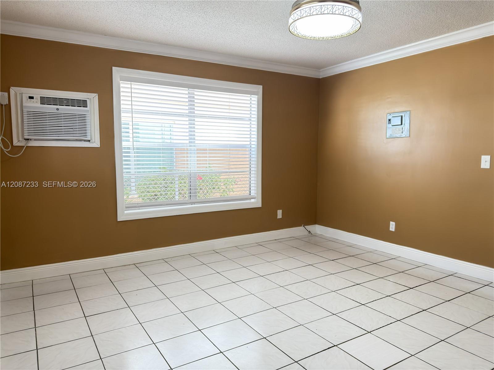 7336 Carlyle Ave # 2 — Photo 2