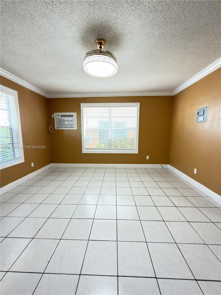 7336 Carlyle Ave # 2 — Photo 4