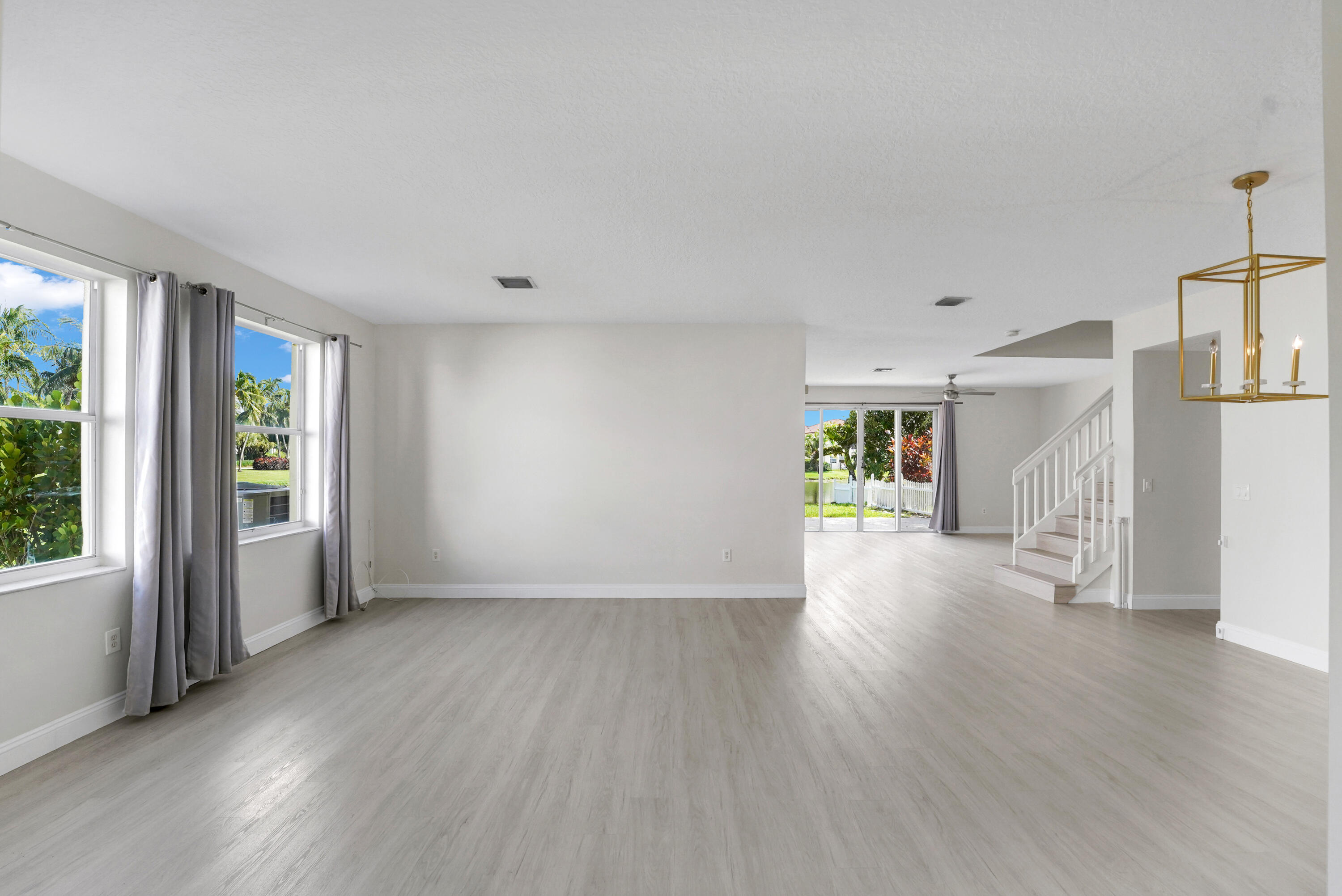 2666 SAWYER Terrace — Photo 5