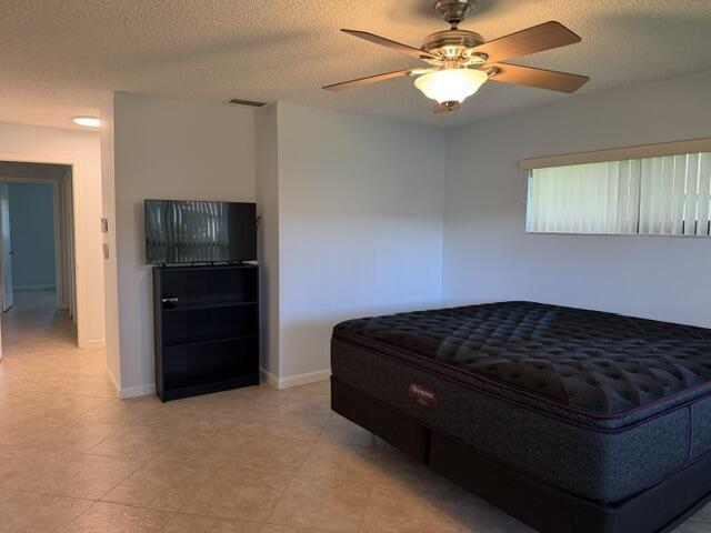 4695 ROBINWOOD Place # B — Photo 5
