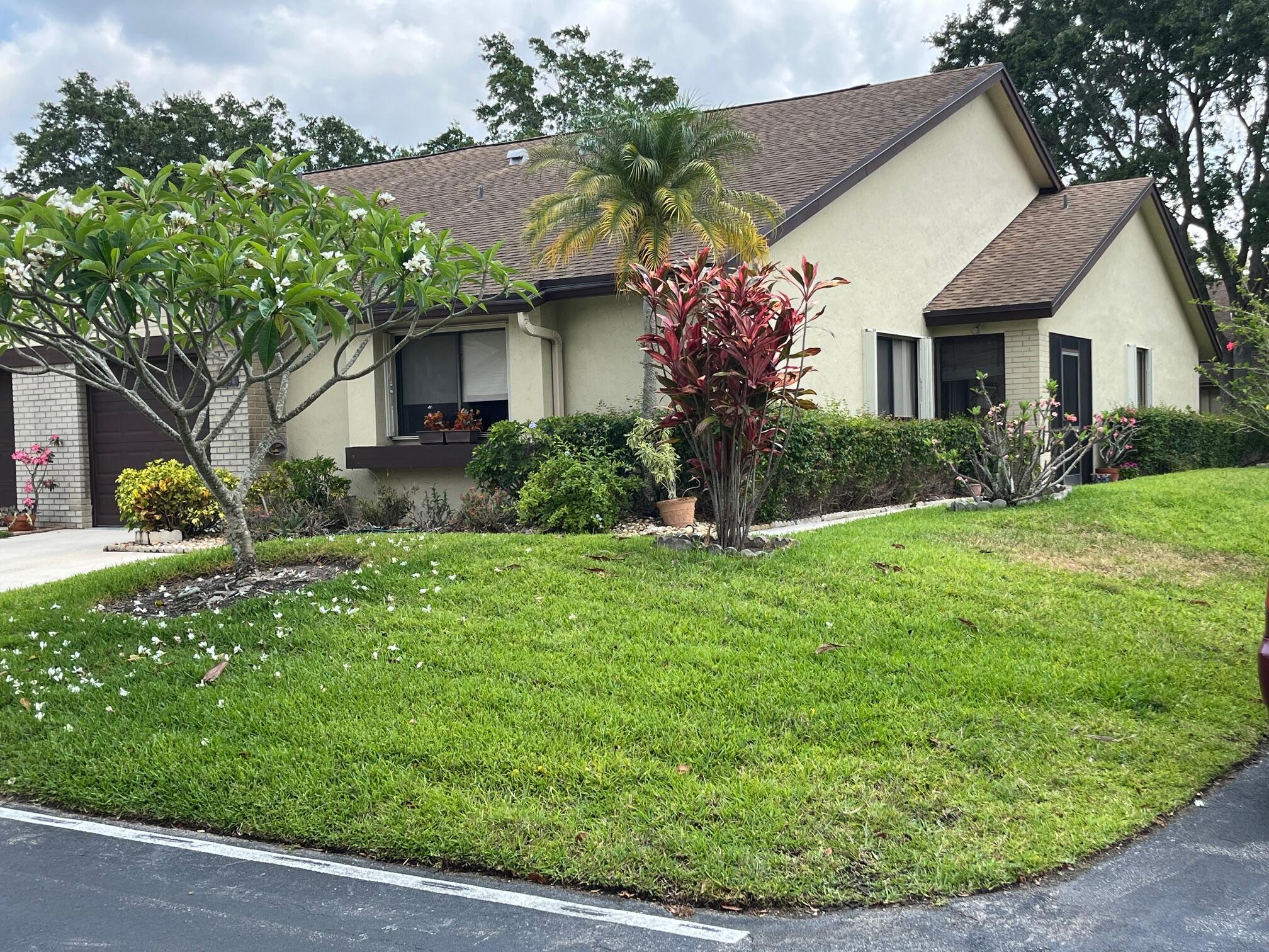 139 Meander Circle, Royal Palm Beach FL 33411