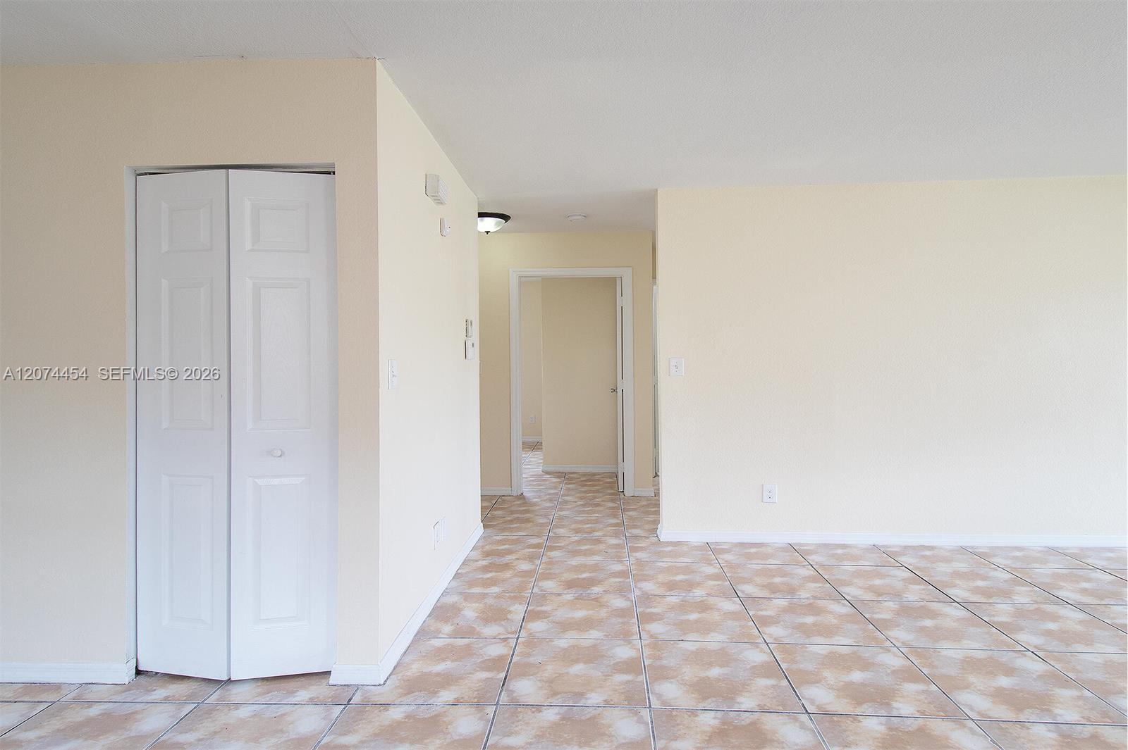 455 NW 14th St — Photo 5