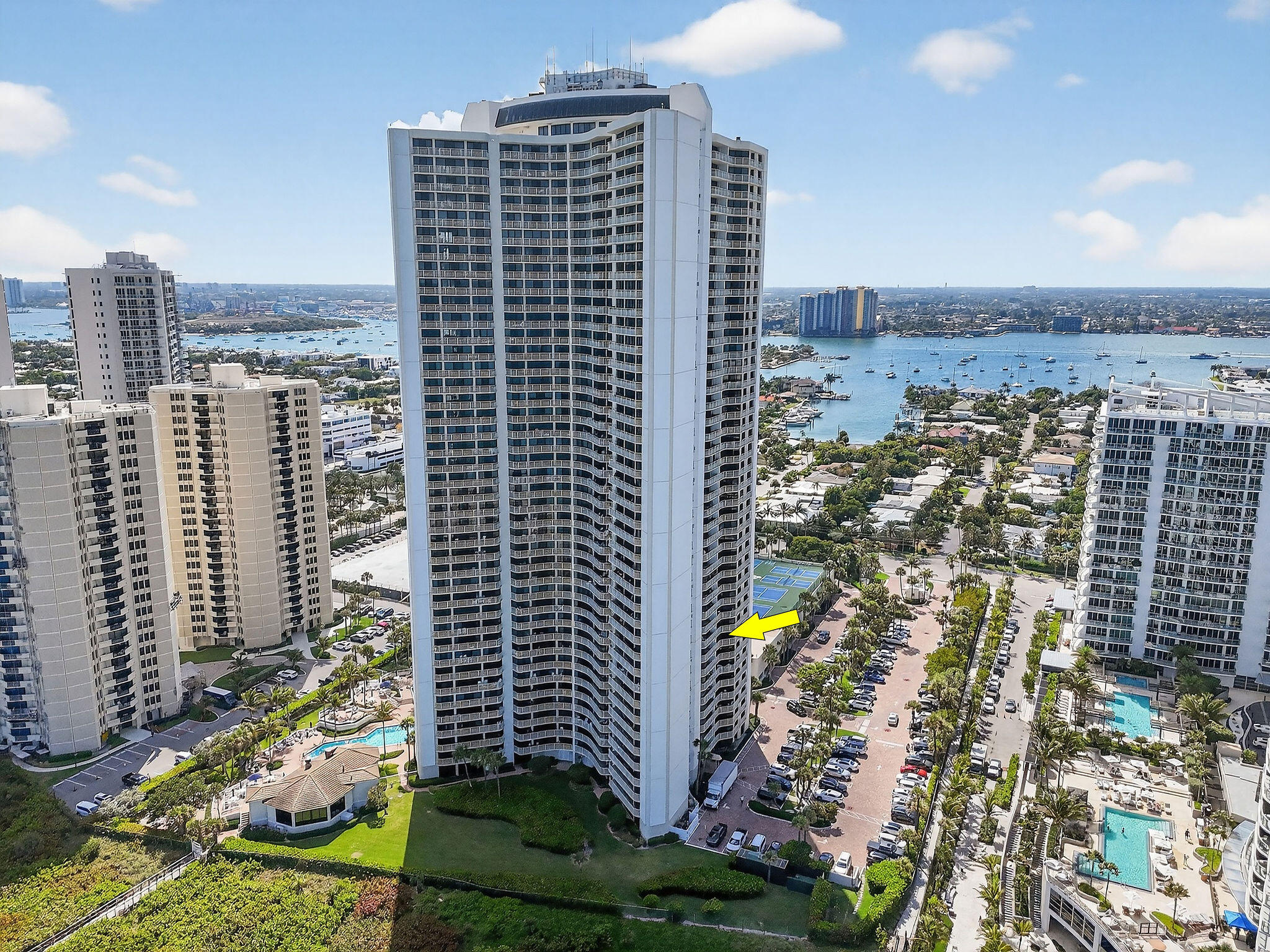 3000 N OCEAN Drive # 8A — Photo 3