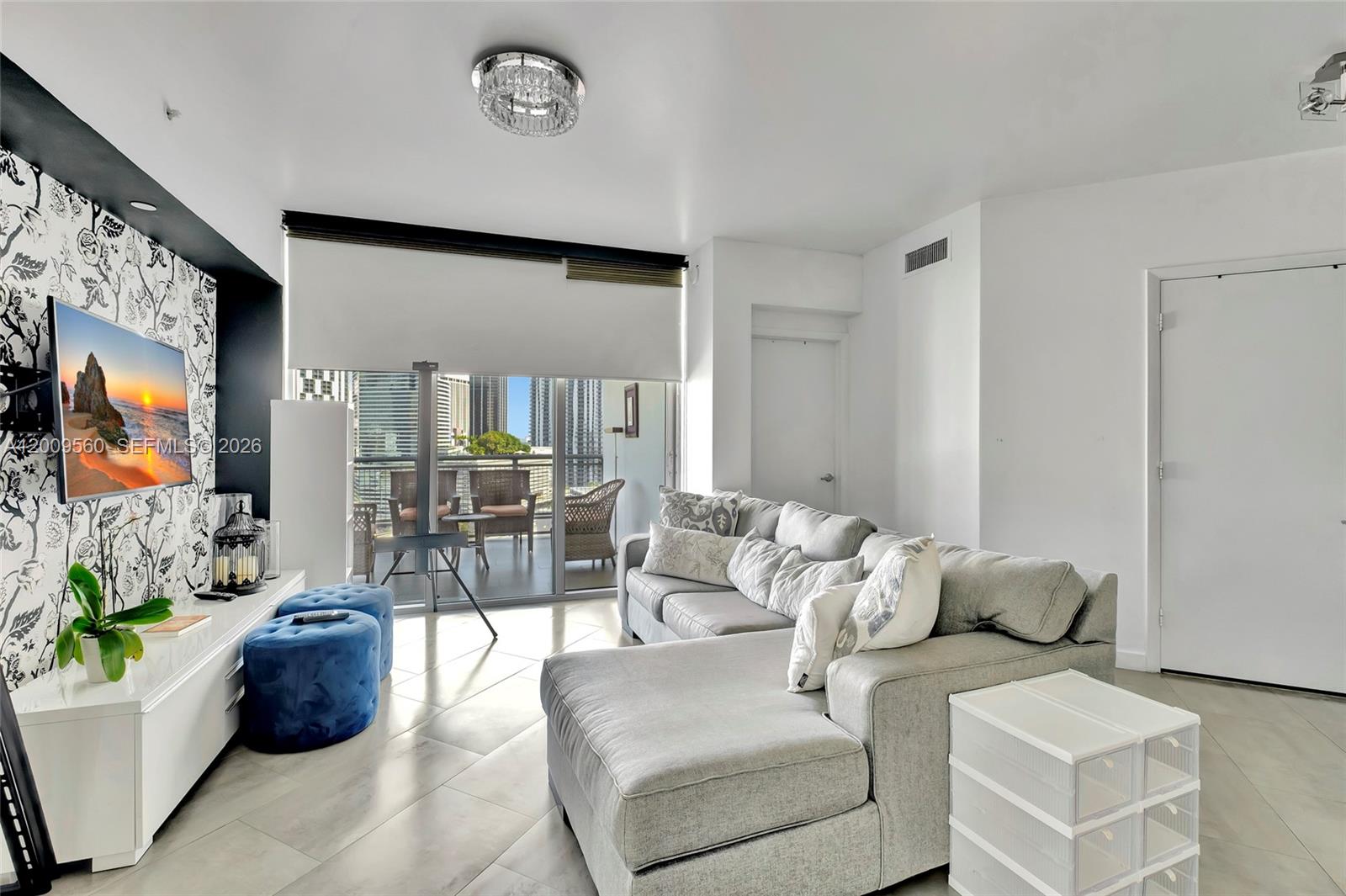 350 S Miami Ave # 1703 — Photo 2