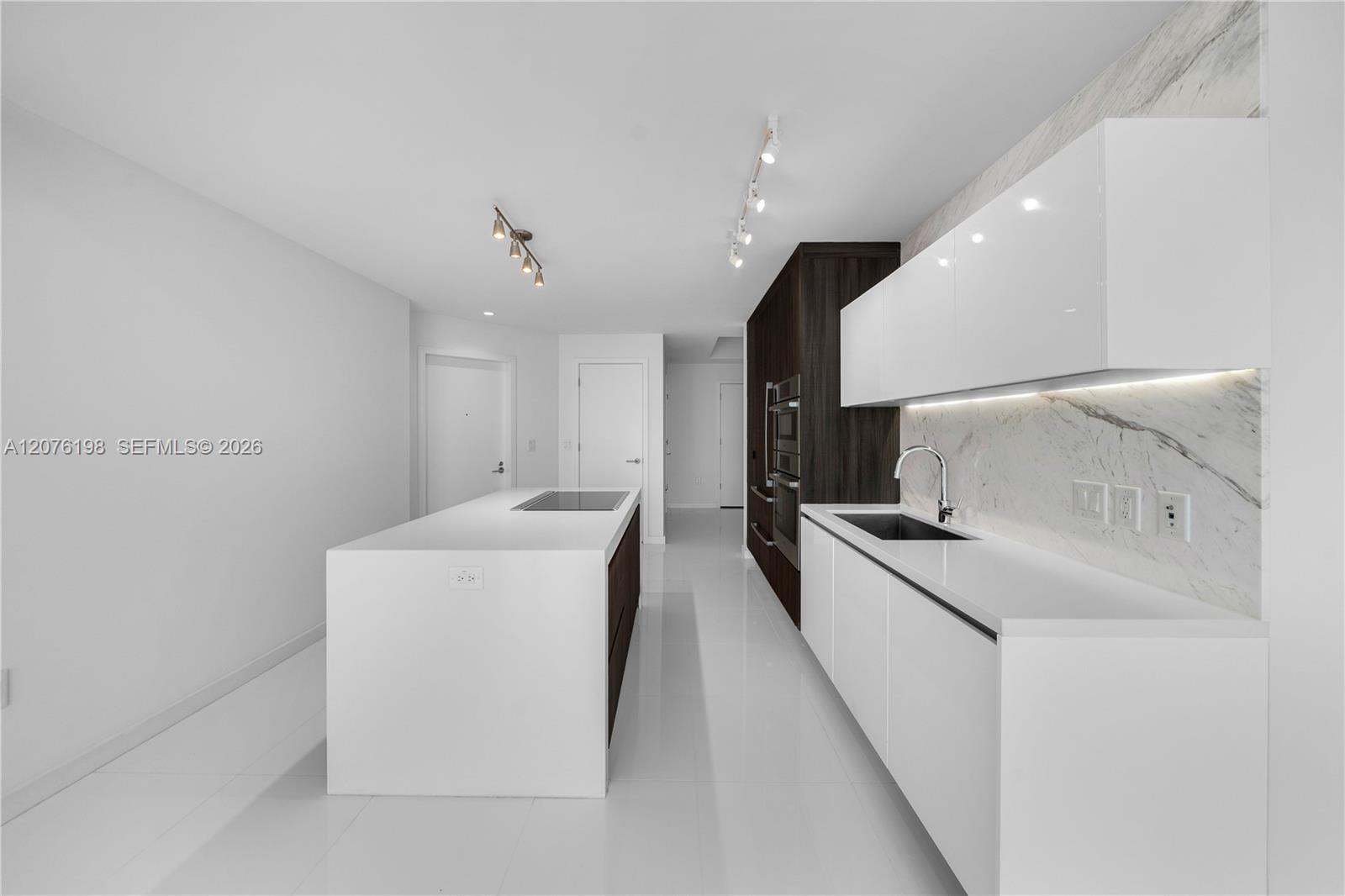 851 NE 1st AVE # 2106 — Photo 2