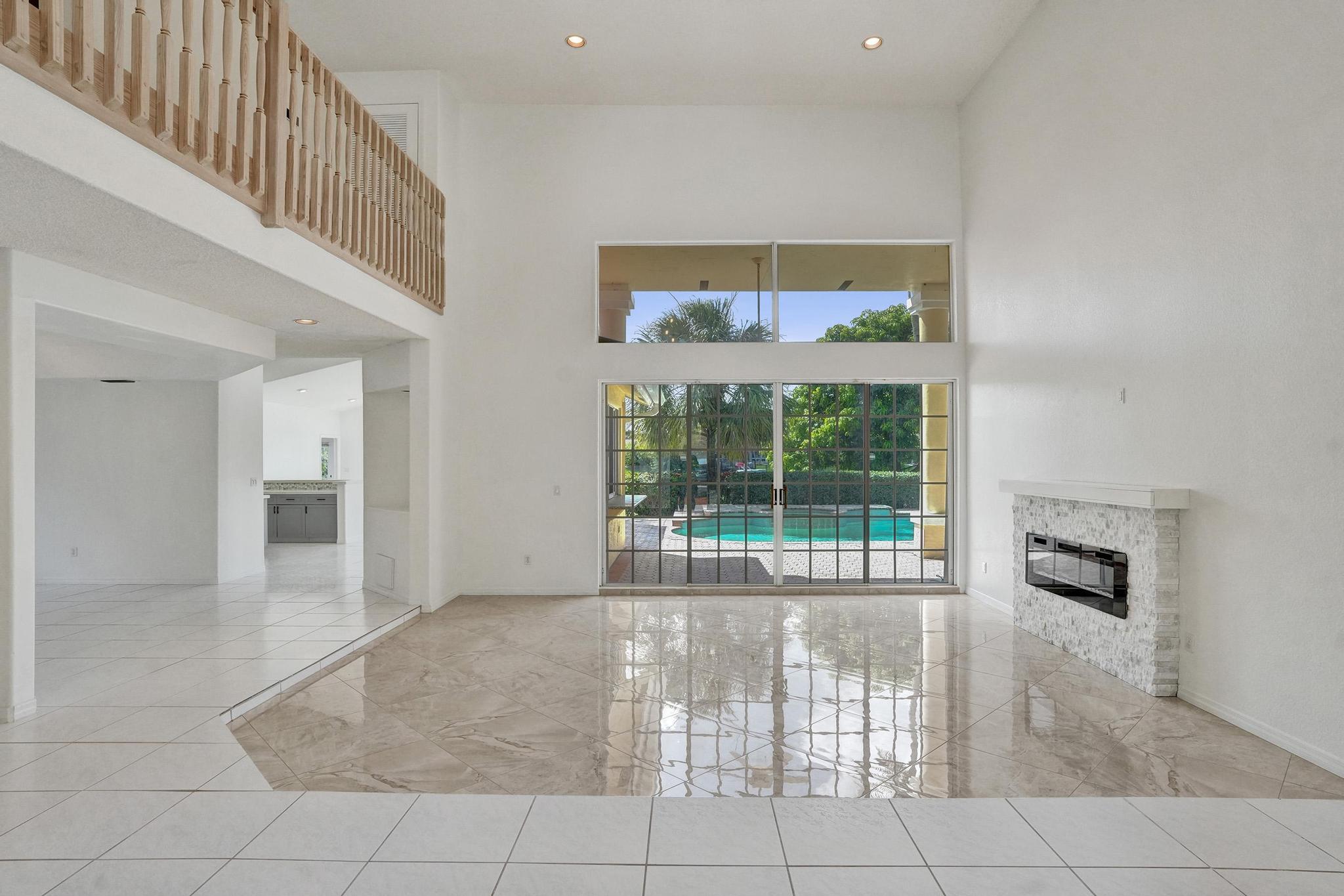 11340 Lakeshore Drive — Photo 5