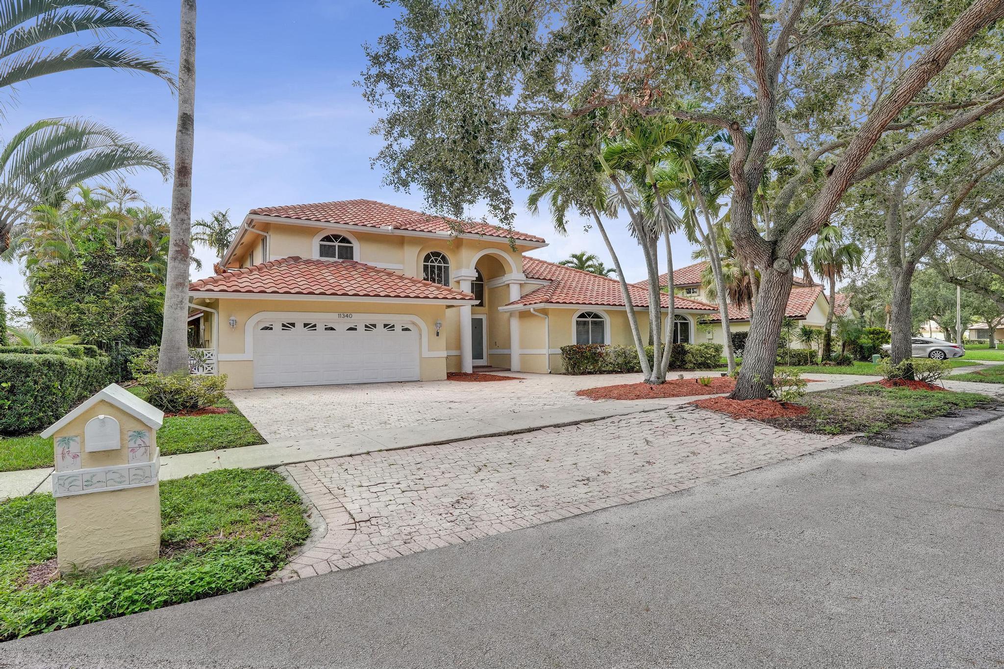 11340 Lakeshore Drive — Photo 3
