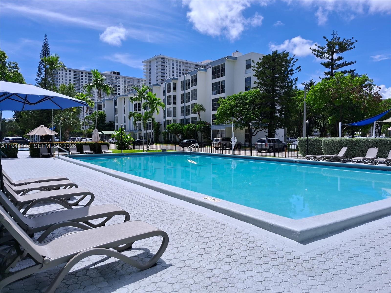 17570 Atlantic Blvd # 104, Sunny Isles Beach FL 33160
