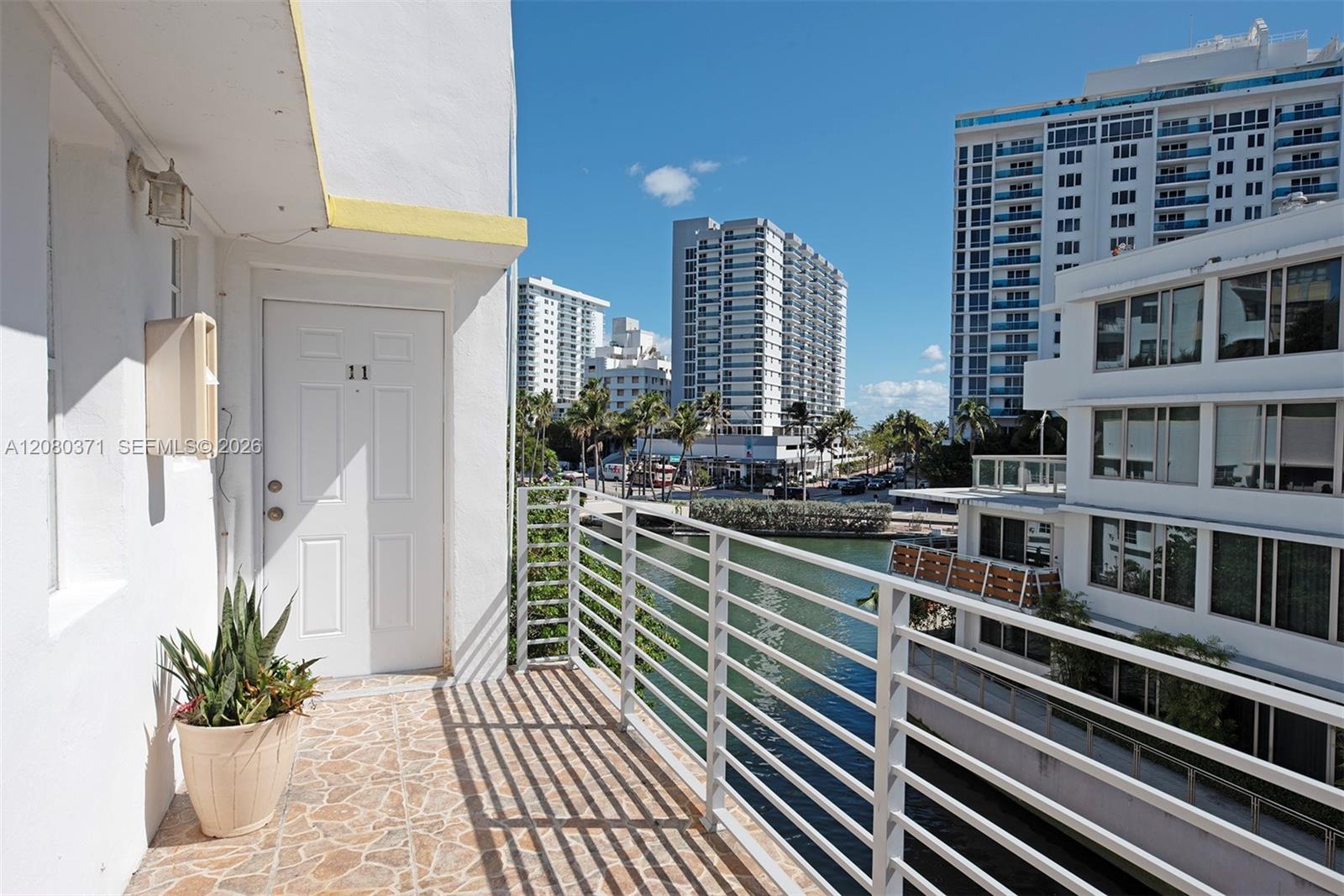 2383 Flamingo Dr # 11 — Photo 3