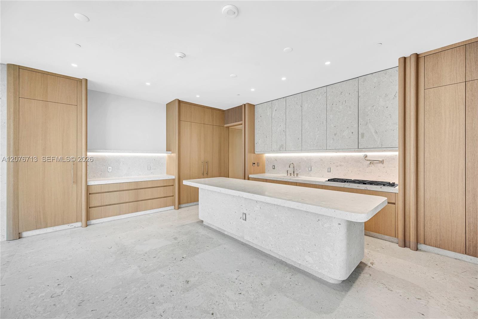 9165 Collins Ave # 701 — Photo 3