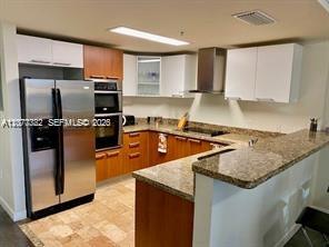 170 SE 14th St # 1502 — Photo 3