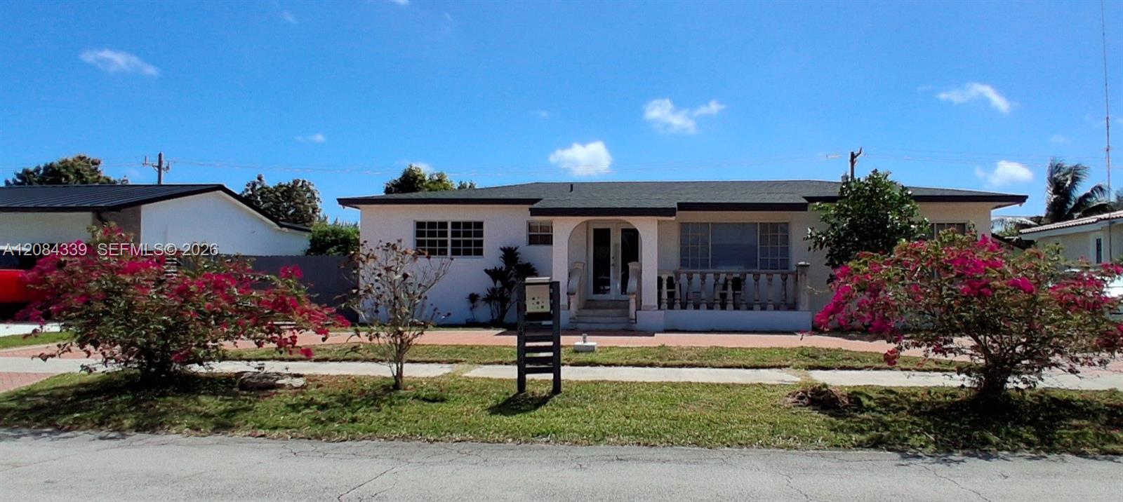 8240 SW 38th St — Photo 4