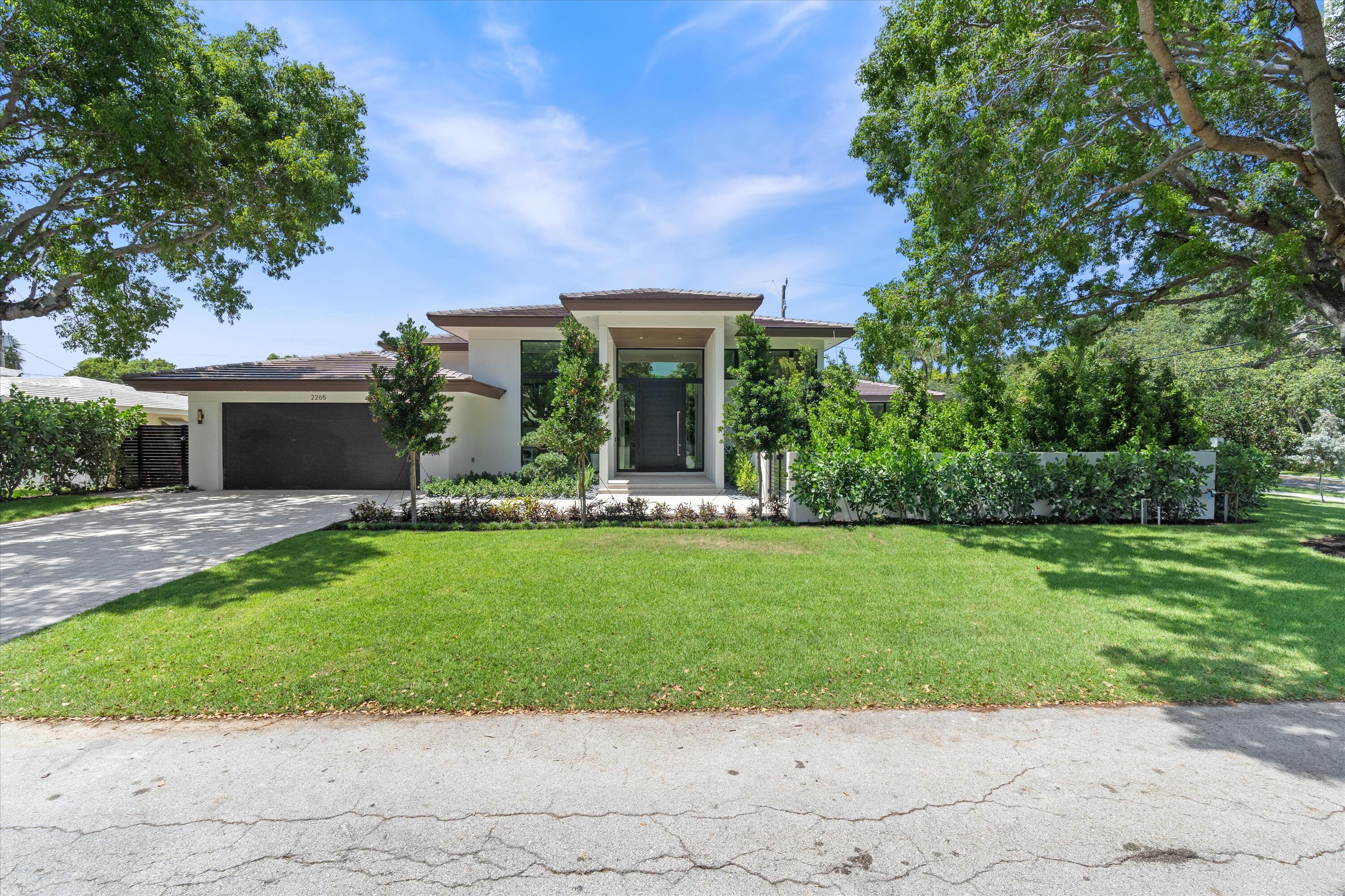 2265 NE 30TH Court, Lighthouse Point FL 33064