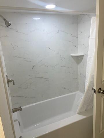 3123 OAKLAND SHORES Drive # D207 — Photo 4