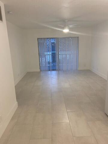 3123 OAKLAND SHORES Drive # D207, Oakland Park FL 33309