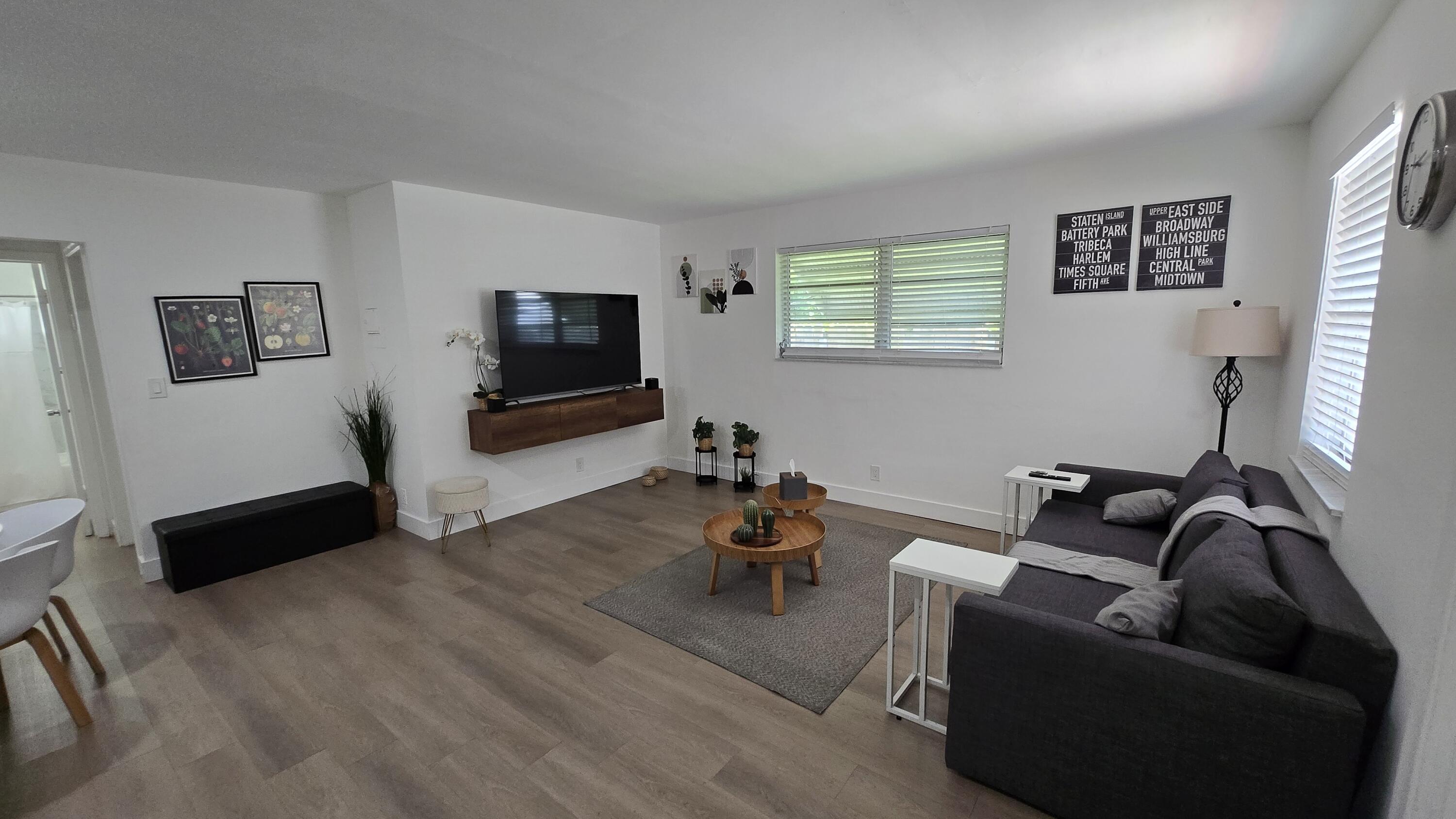 704 NE 8th Street # 5 — Photo 4