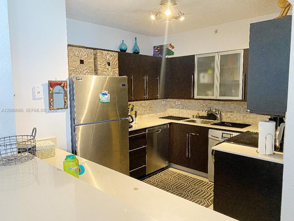 1500 Bay Rd # 1222S — Photo 2