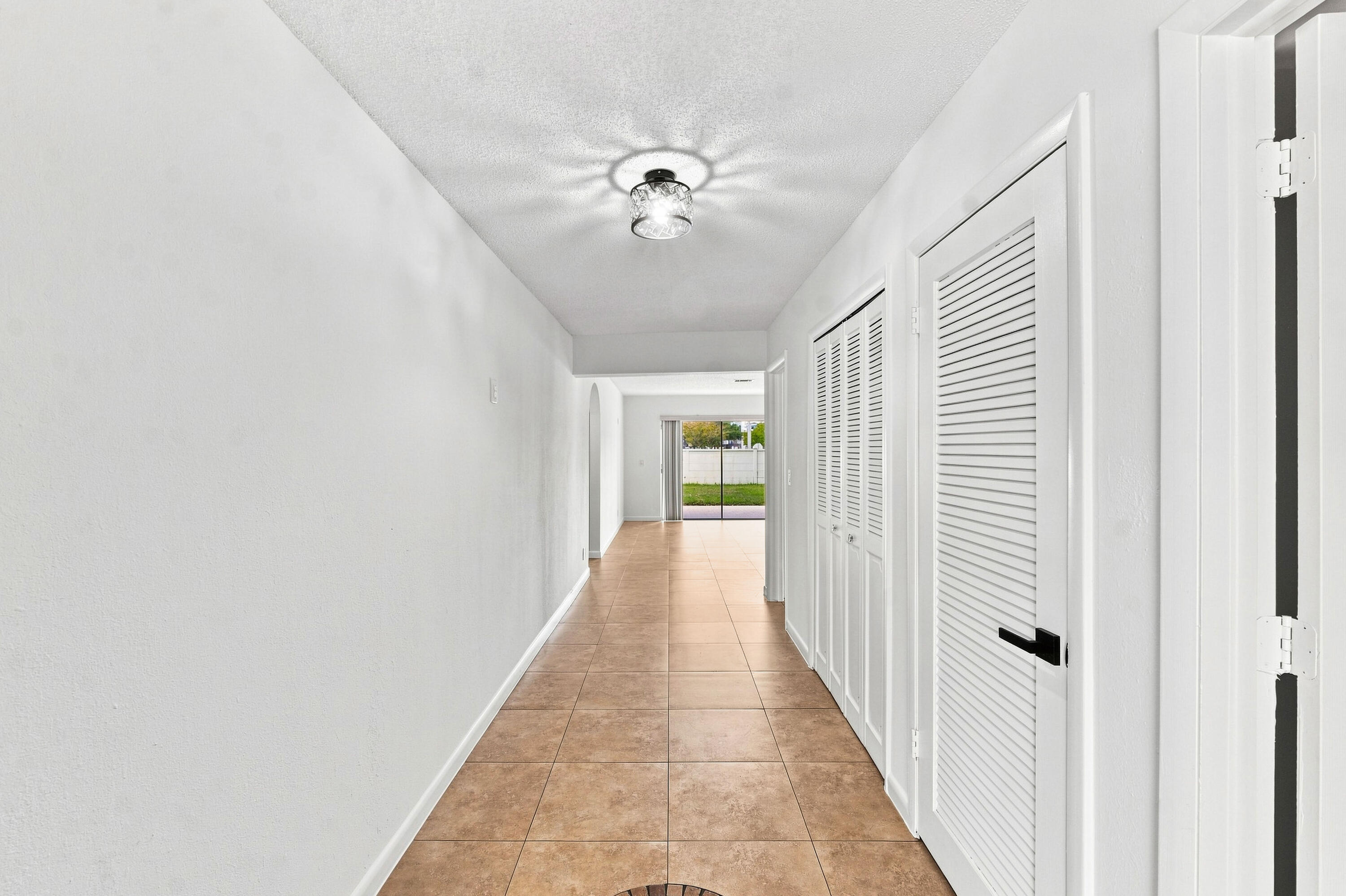 3310 NW 90th Avenue — Photo 4