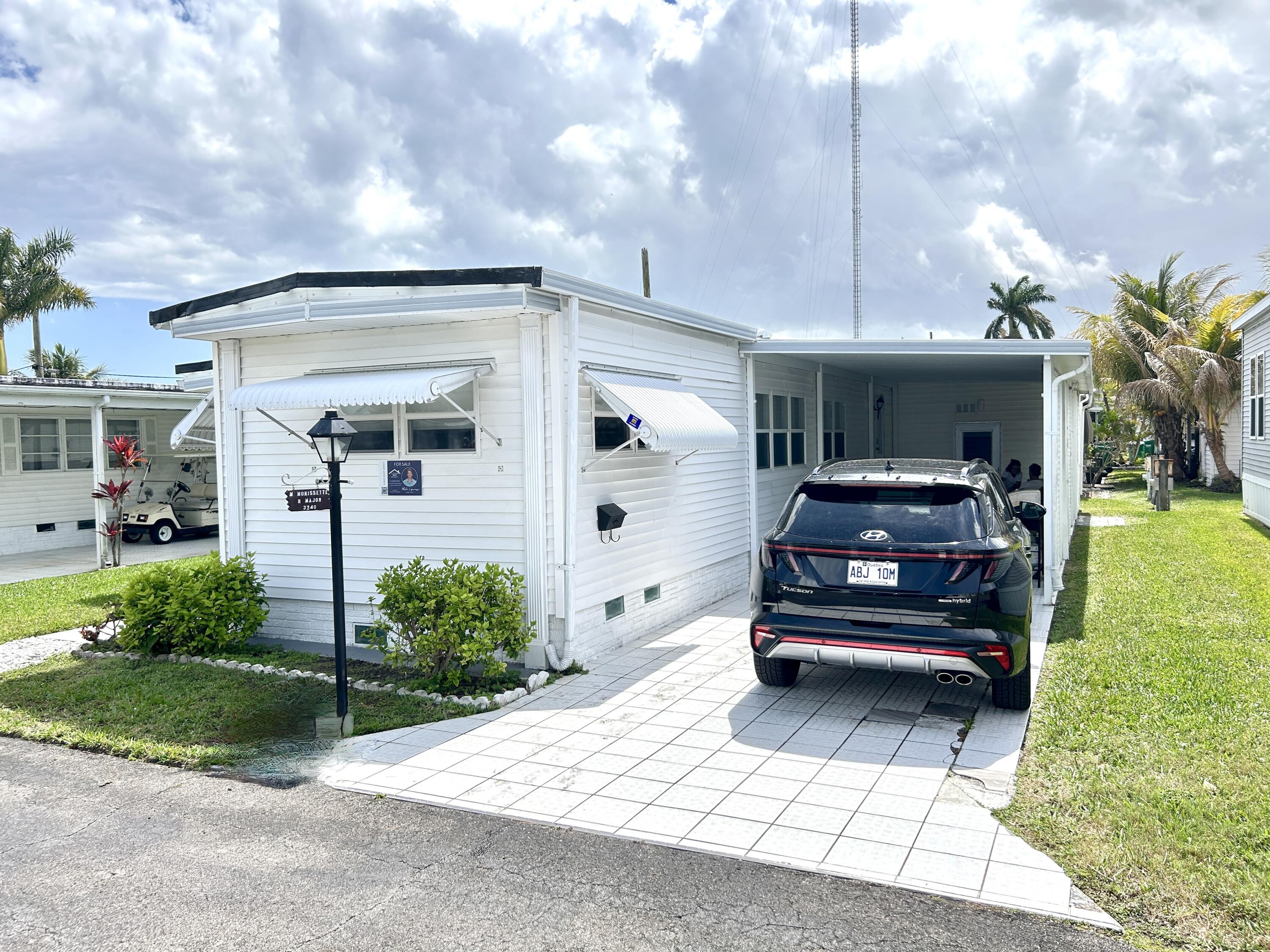 3240 State Street, Hollywood FL 33021