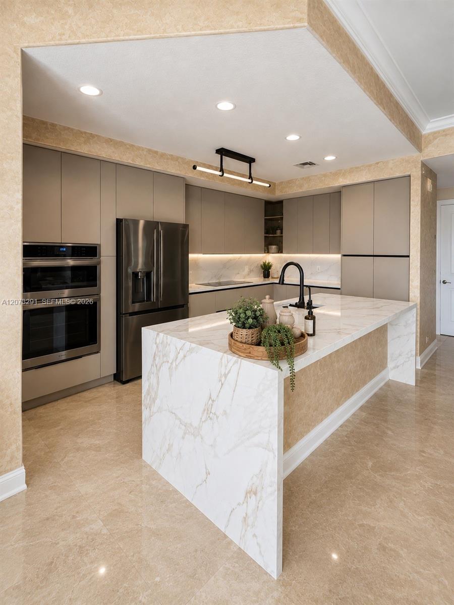 3225 NE 207th Ter, Aventura FL 33180