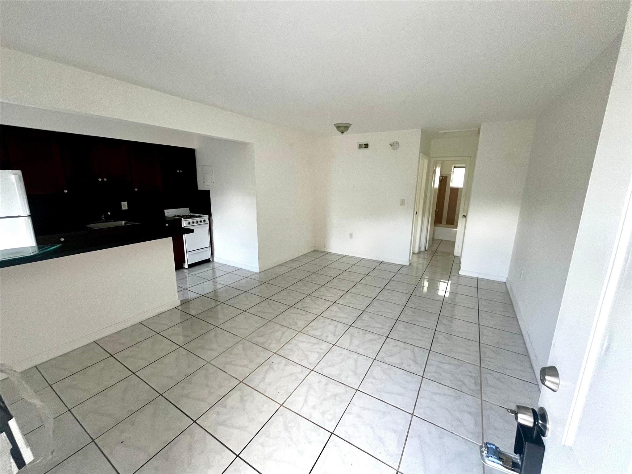 751 NE 83rd Terrace # 18, Miami FL 33138