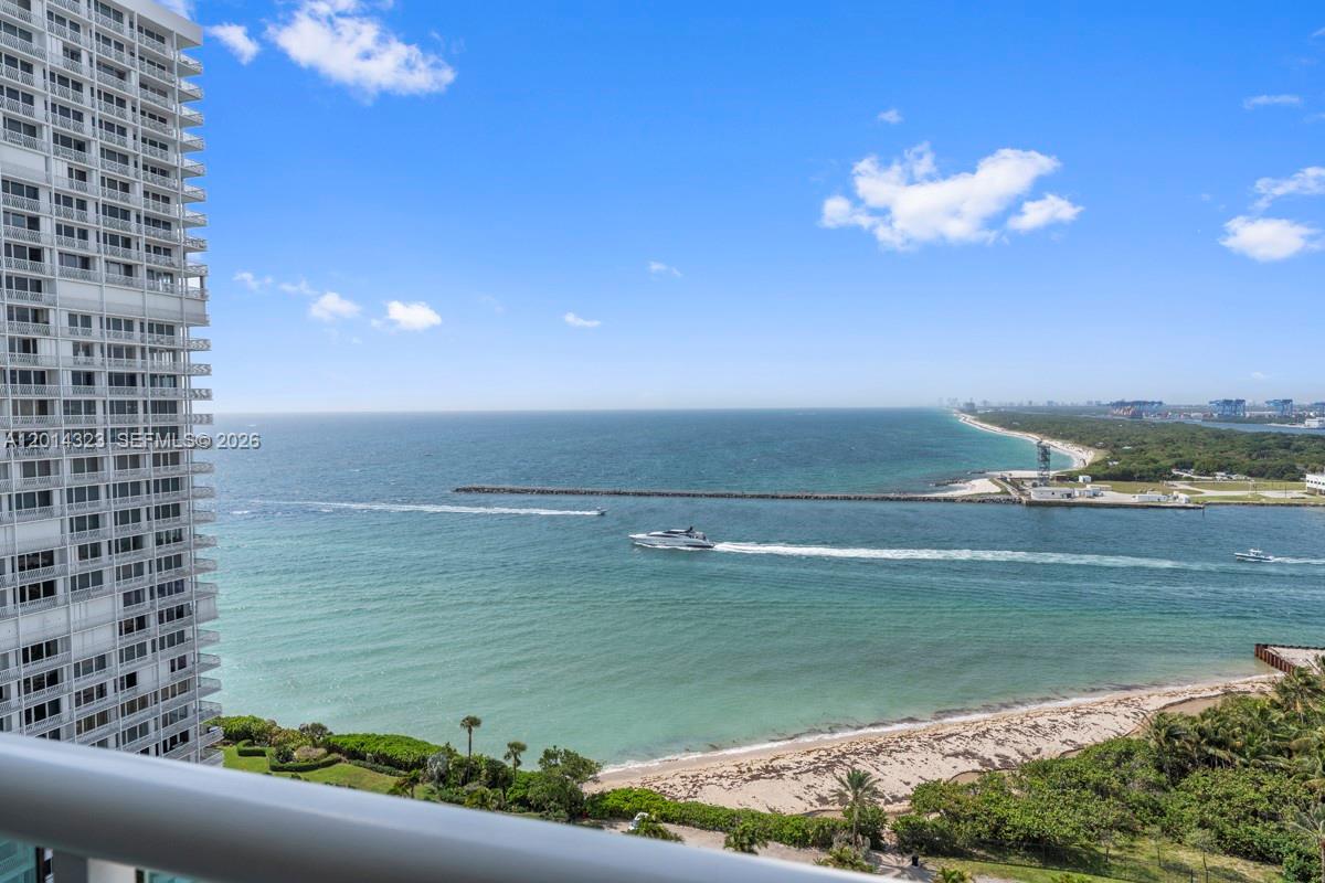 2100 S Ocean Ln # 1704 — Photo 2