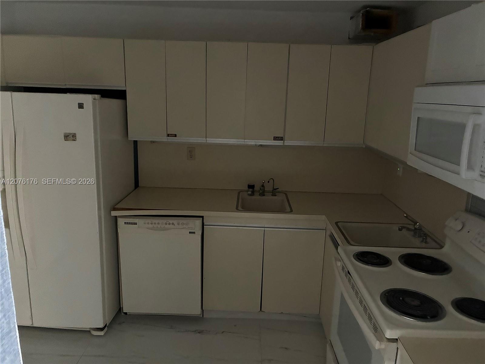 4301 Collins Ave # 402 — Photo 4