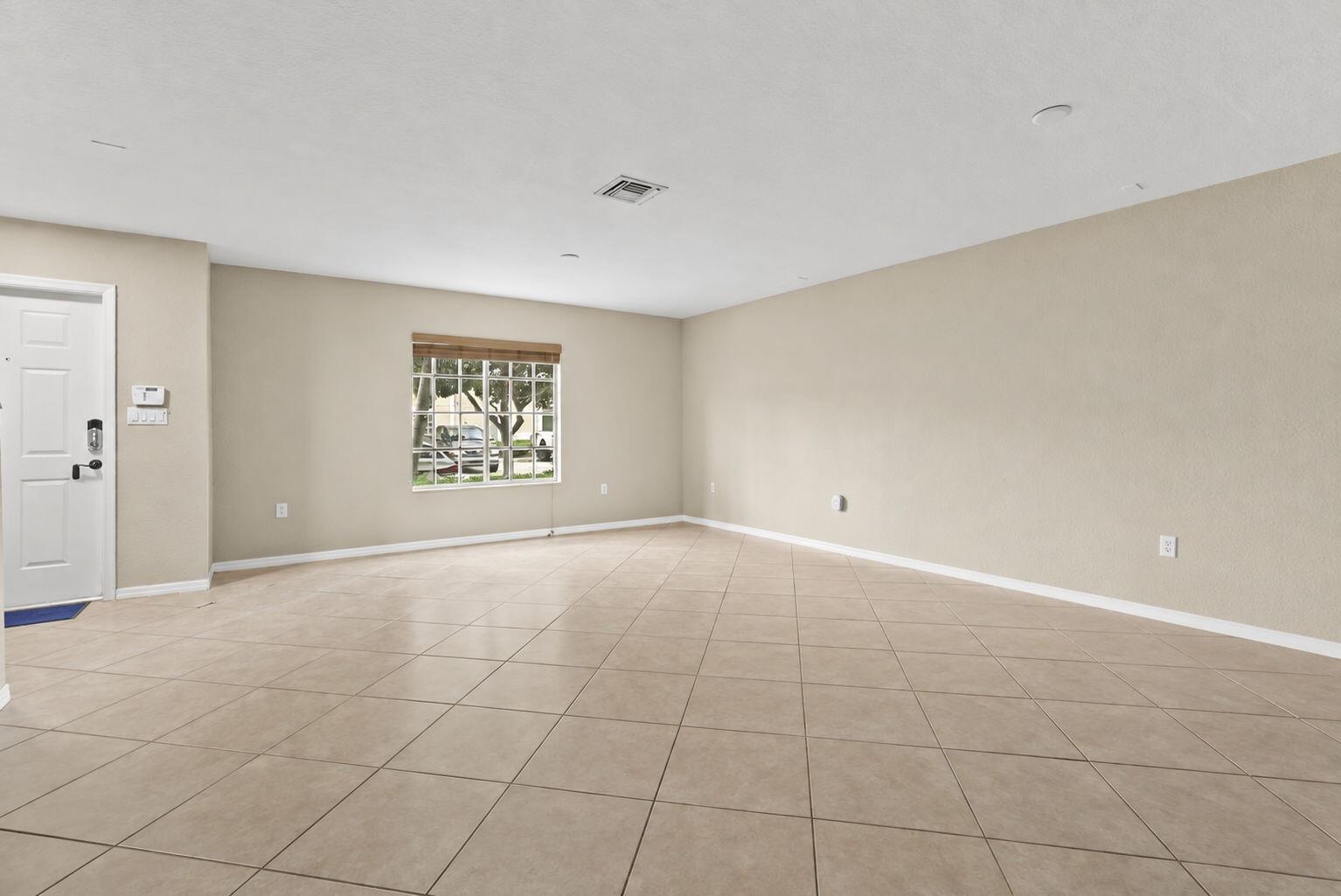 5963 GLASGOW Way — Photo 5