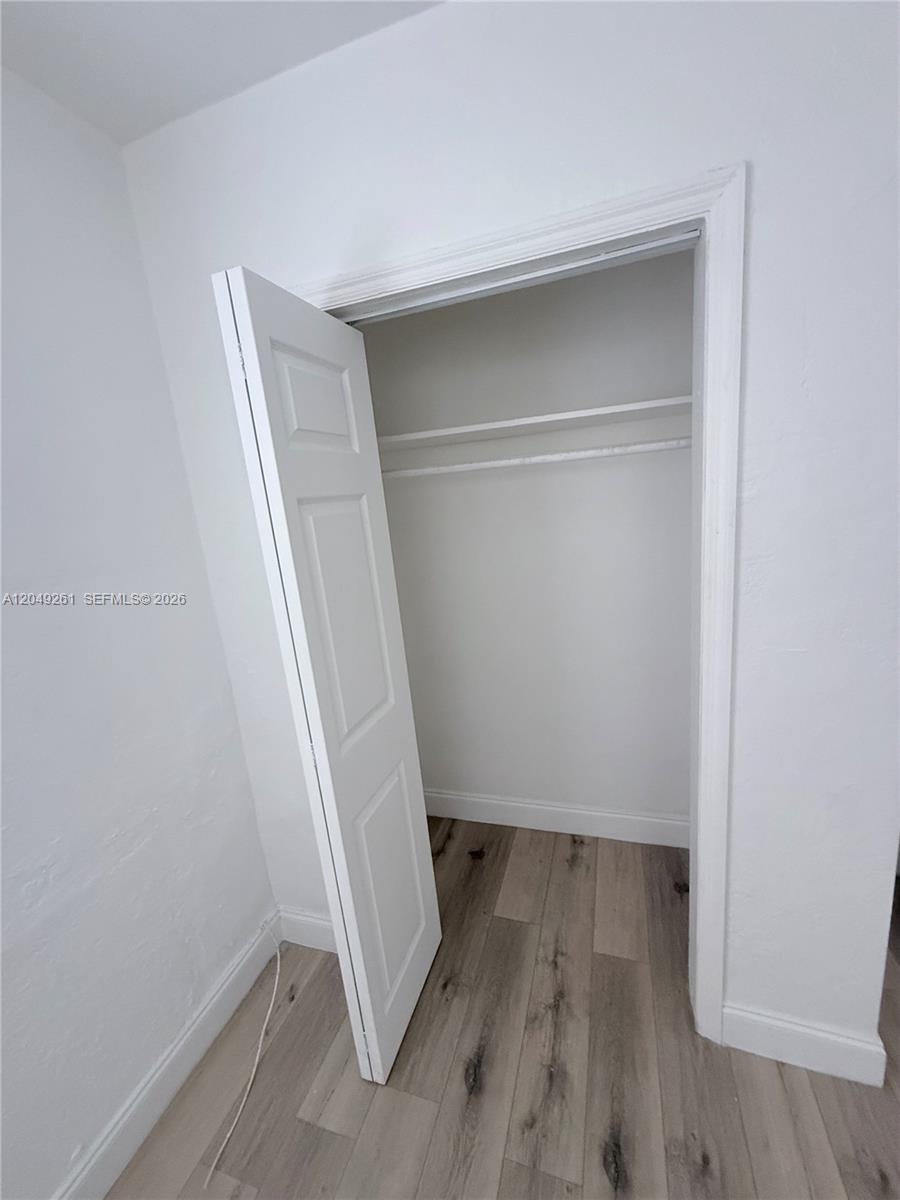 1903 Thomas St # 2 — Photo 3