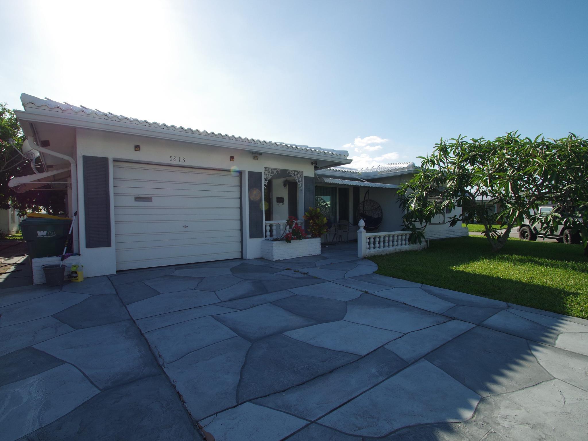 5813 NW 82nd Avenue, Tamarac FL 33321