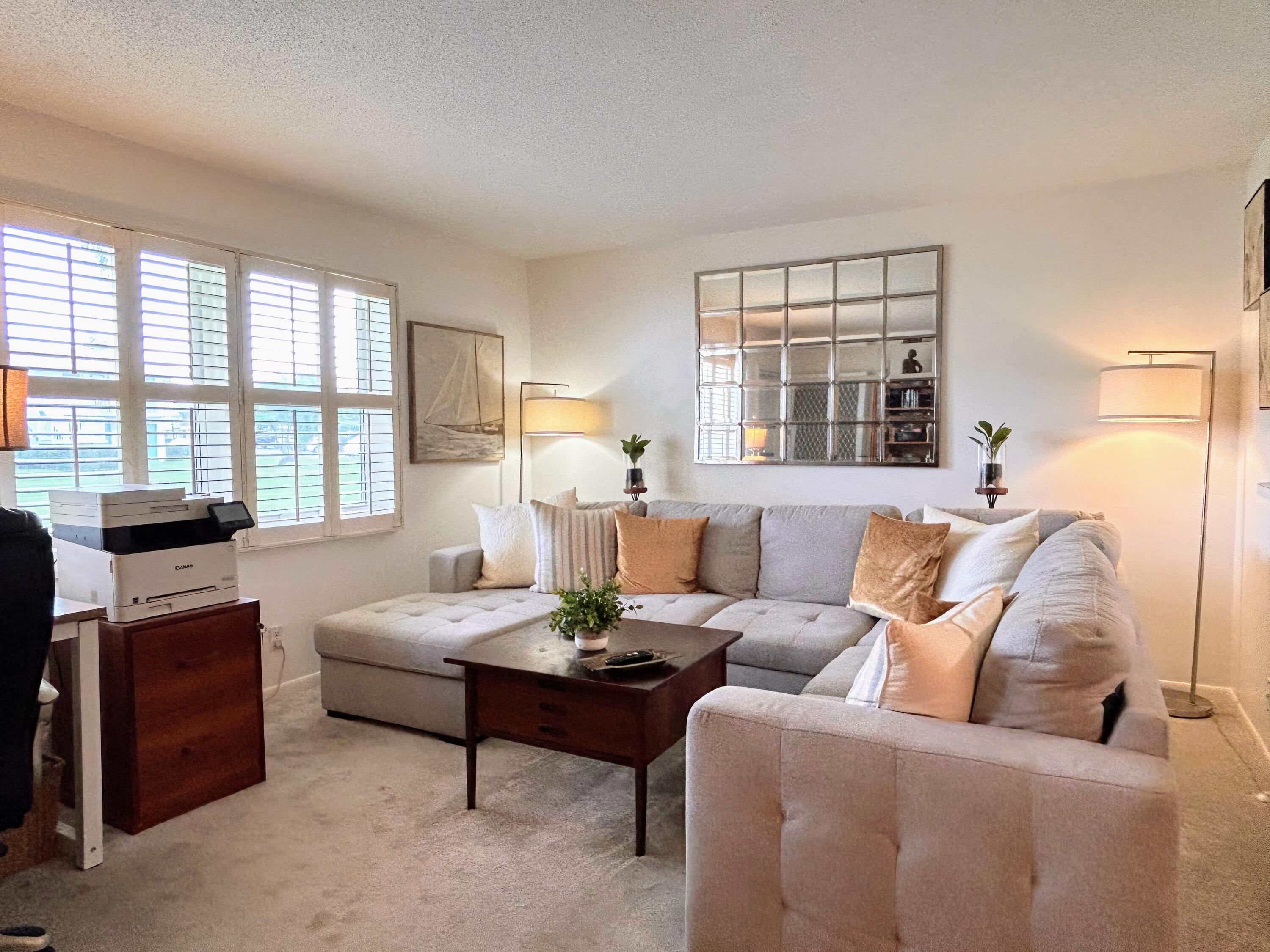 320 Horizons # 103, Boynton Beach FL 33435