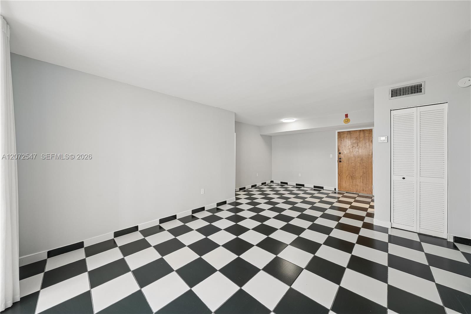 5055 NW 7th St # 409 — Photo 2