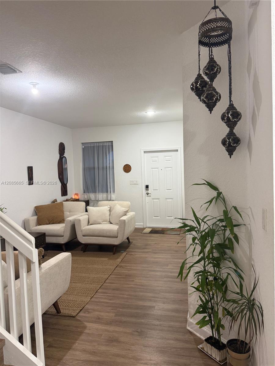 10238 SW 228th Ter — Photo 4