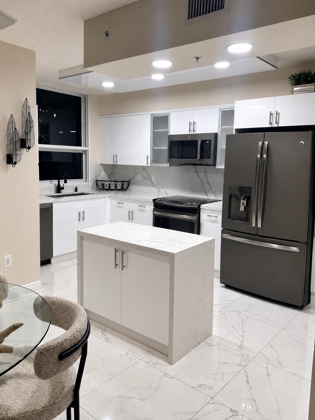 610 W LAS OLAS Boulevard # 517N — Photo 4
